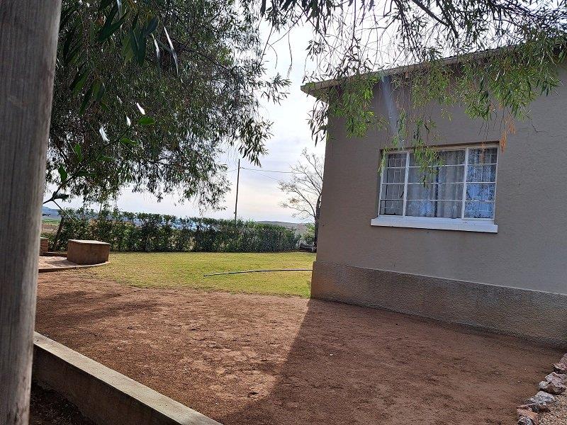 4 Bedroom Property for Sale in Straussburg Northern Cape